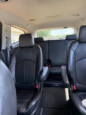 Black 2014 Chevrolet Traverse 2LT