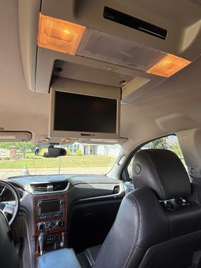 Black 2014 Chevrolet Traverse 2LT