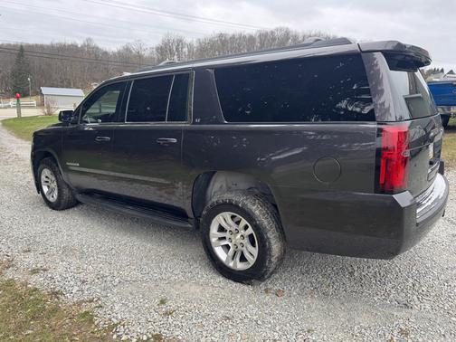 2017 Chevrolet Suburban LT