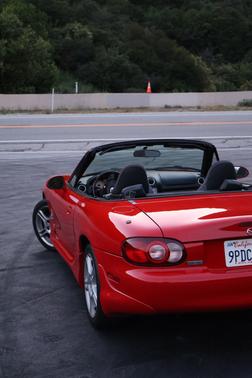 2004 Mazda MX-5 Miata Base