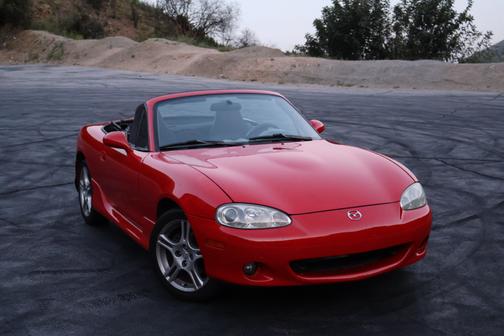 2004 Mazda MX-5 Miata Base