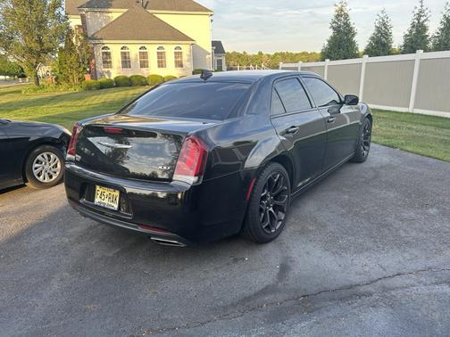 2019 Chrysler 300 Touring