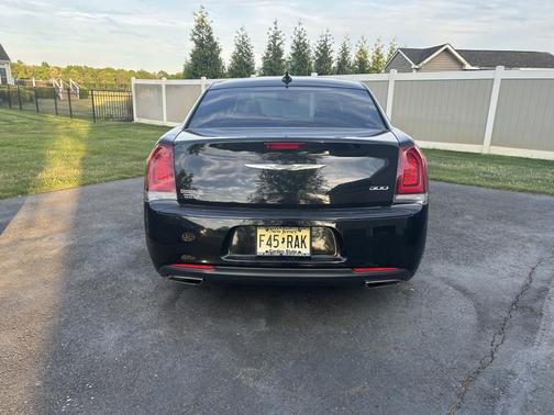 2019 Chrysler 300 Touring