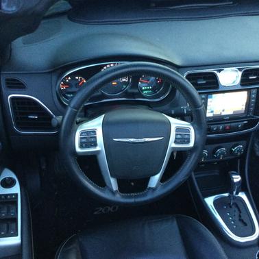 2013 Chrysler 200 S