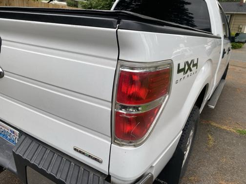 White 2013 Ford F-150 XLT