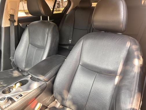 2015 INFINITI Q50 Premium
