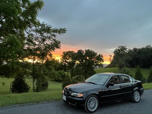 2003 BMW 330 i