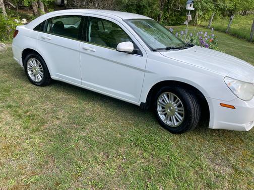 White 2007 Chrysler Sebring Touring