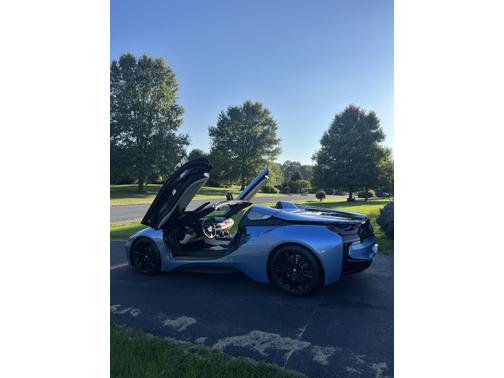 2019 BMW i8 Base