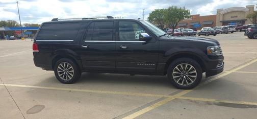 Black 2016 Lincoln Navigator L Select