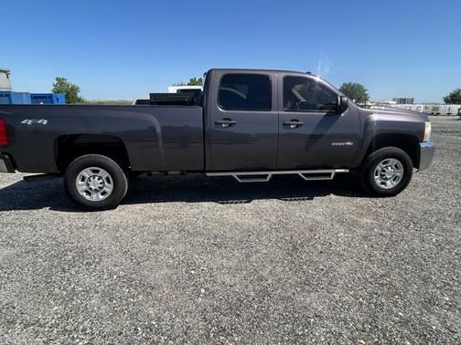 Gray 2010 Chevrolet Silverado 2500 LT