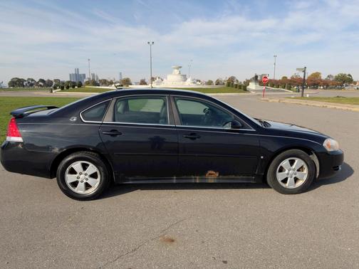 Black 2009 Chevrolet Impala LT