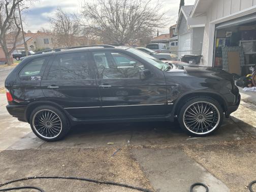 2004 BMW X5 4.4i