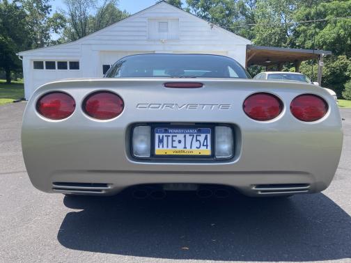 1999 Chevrolet Corvette Base