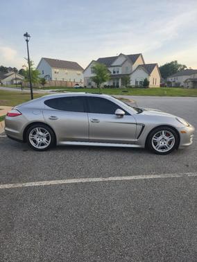 Silver 2011 Porsche Panamera Panamera 4
