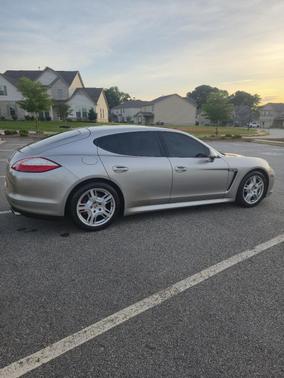 Silver 2011 Porsche Panamera Panamera 4