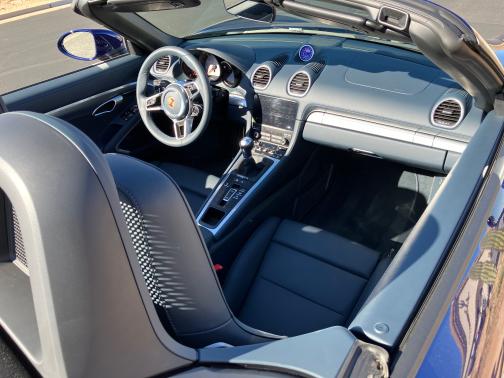 2024 Porsche 718 Boxster S
