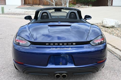 2024 Porsche 718 Boxster S