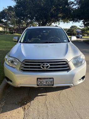 2010 Toyota Highlander Base