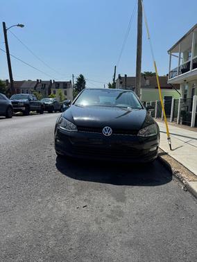 Black 2015 Volkswagen Golf DSG TDI SE