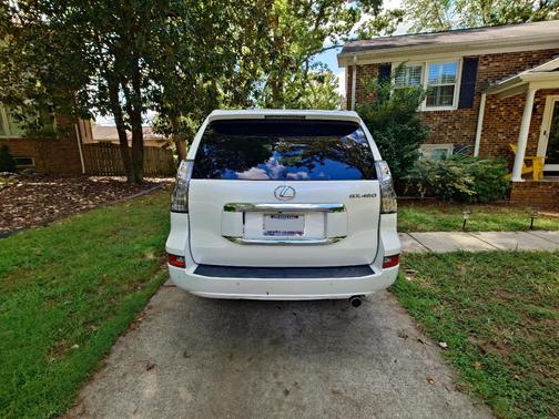 White 2019 Lexus GX 460 Base