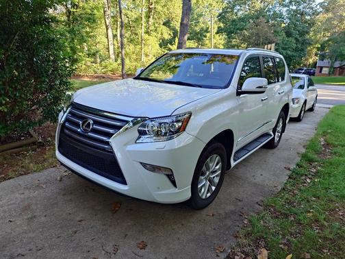 White 2019 Lexus GX 460 Base