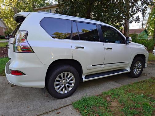 White 2019 Lexus GX 460 Base