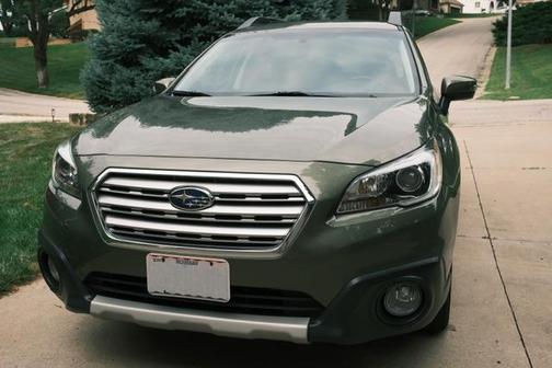 Green 2016 Subaru Outback 2.5i Limited