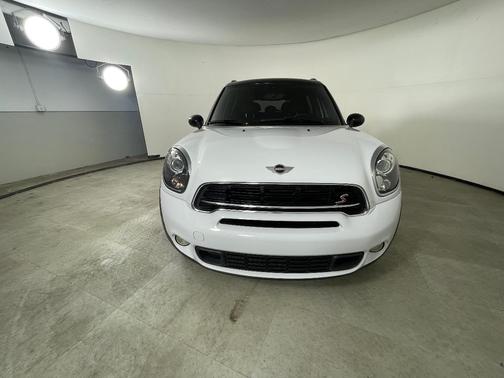 White 2016 MINI Countryman Cooper S