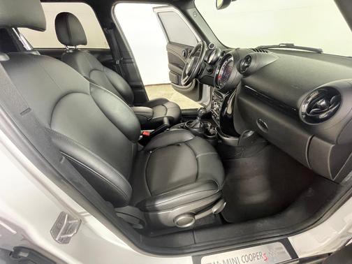 White 2016 MINI Countryman Cooper S
