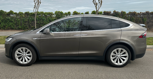 2016 Tesla Model X 75D