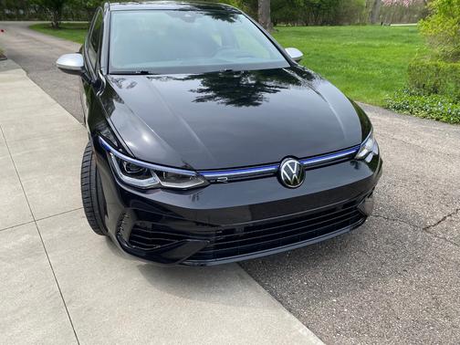 Black 2024 Volkswagen Golf R 2.0T Manual