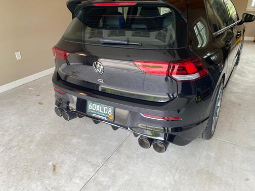 Black 2024 Volkswagen Golf R 2.0T Manual