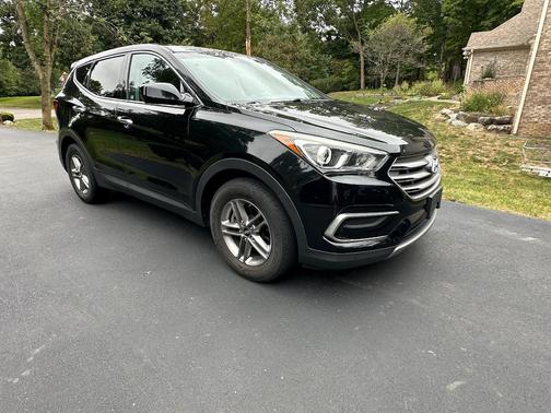 Black 2017 Hyundai Santa Fe Sport 2.4L