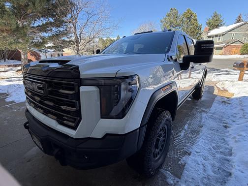 2025 GMC Sierra 2500 AT4X