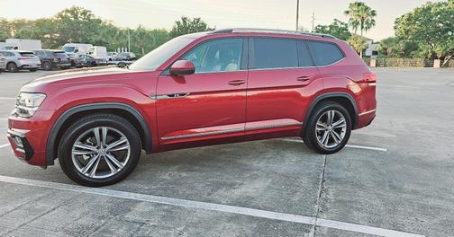 2018 Volkswagen Atlas 3.6L SE w/Technology