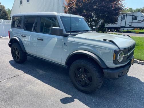 Gray 2024 Ford Bronco Black Diamond