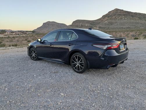 Blue 2022 Toyota Camry SE Nightshade