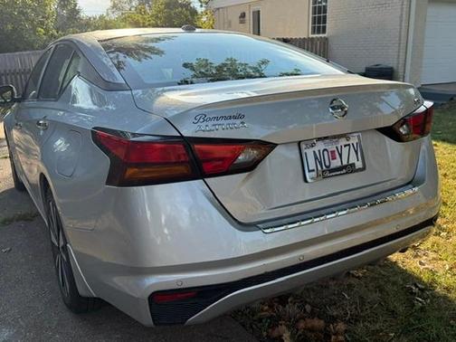 Silver 2022 Nissan Altima 2.5 SV
