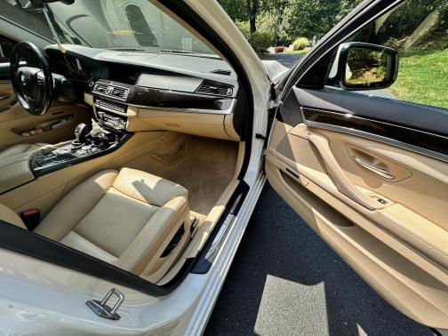 2011 BMW 535 i xDrive