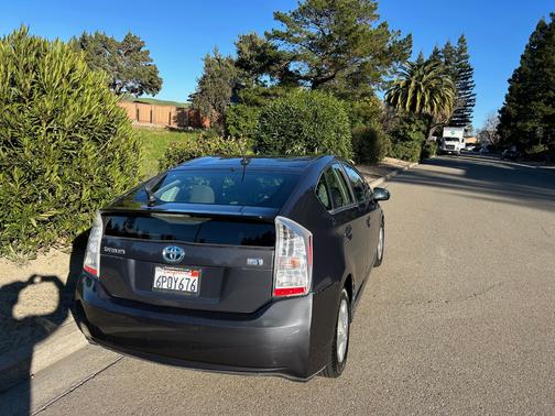 2011 Toyota Prius III