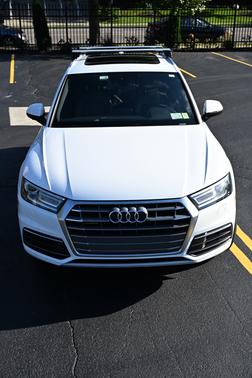 White 2018 Audi Q5 2.0T Premium