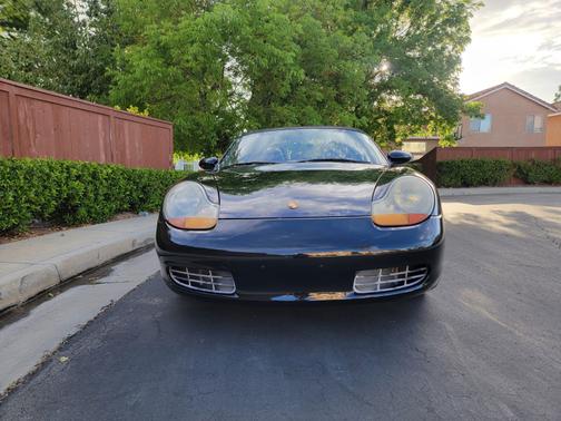 2000 Porsche Boxster Base