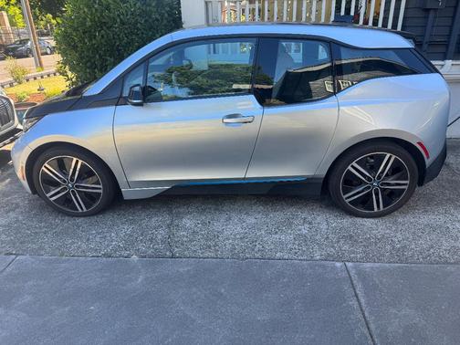 Silver 2015 BMW i3 Base w/Range Extender