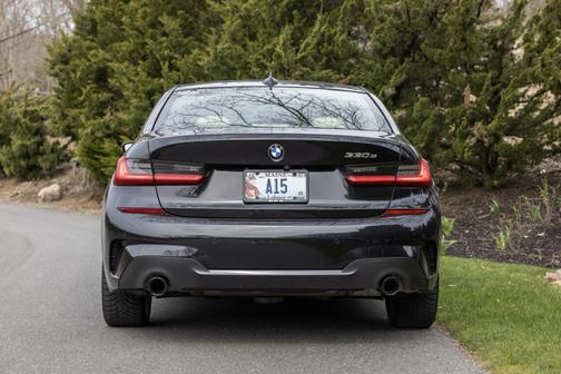 2021 BMW 330e xDrive