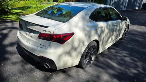 White 2018 Acura TLX V6 A-Spec