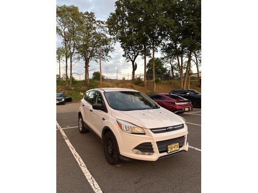 2016 Ford Escape S