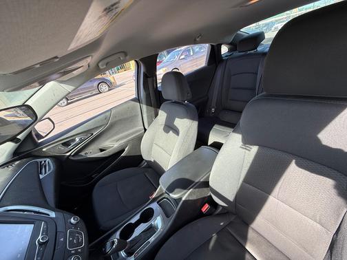 2017 Chevrolet Malibu 1LS