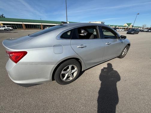 2017 Chevrolet Malibu 1LS