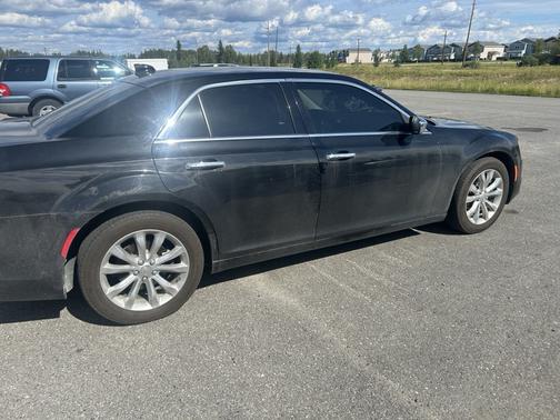 2019 Chrysler 300 Limited
